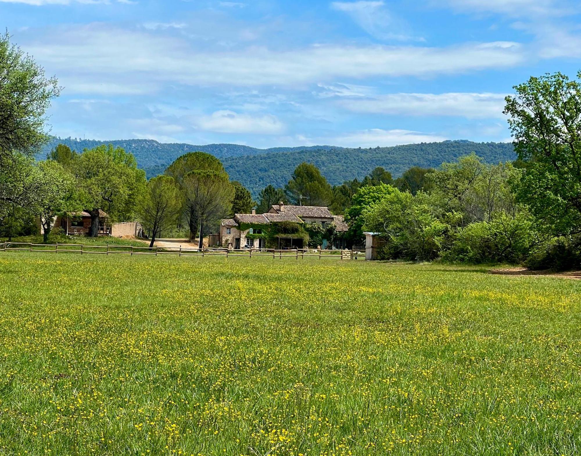 La Cabane De Babarot Aups Exterior foto